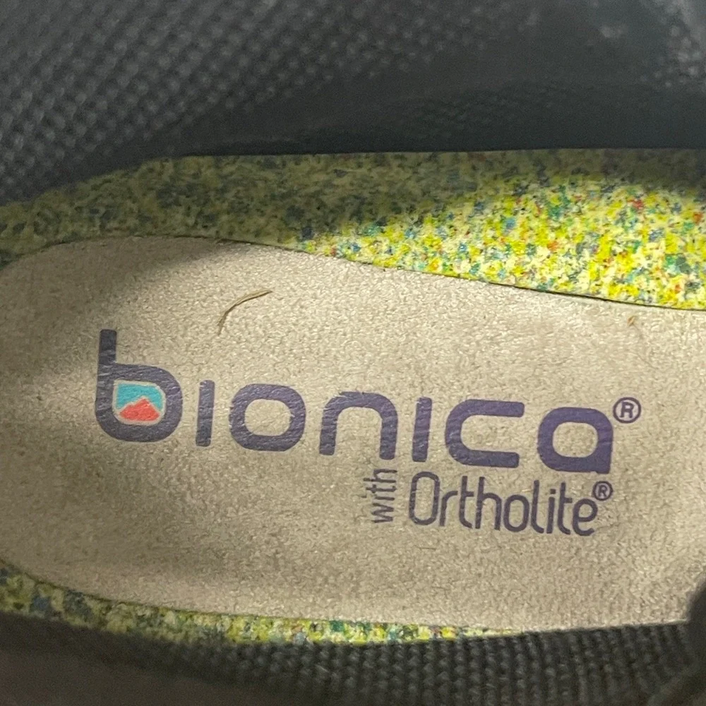 Bionica Darlene All-Weather Black Leather Wool Hiker Boots NWOT Fits 7–7.5‎